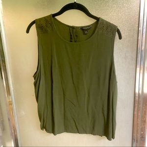 Banana Republic sleeveless top